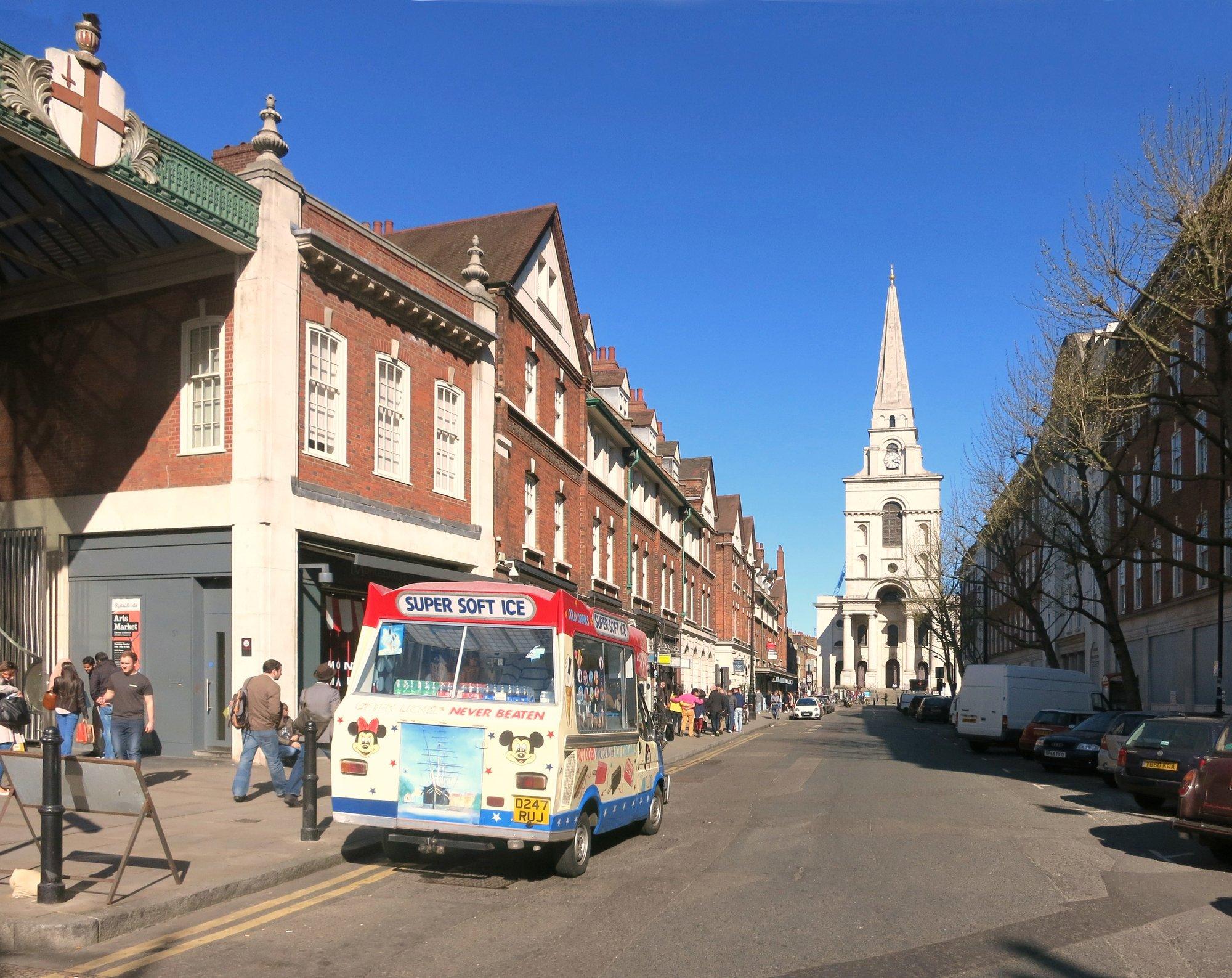 Photo by Des Blenkinsopp (Wikimedia Commons)