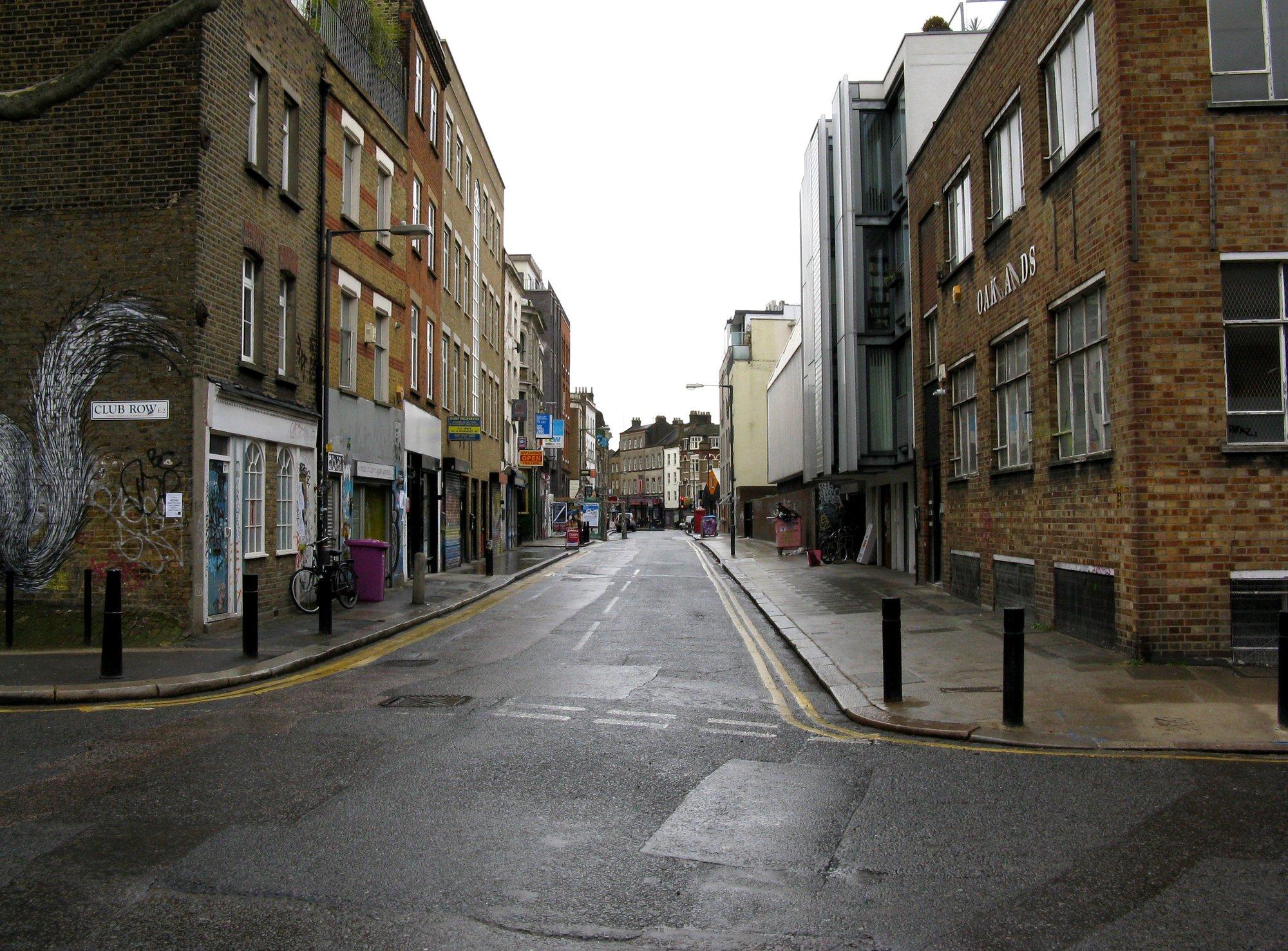 Photo by Dr Neil Clifton (Wikimedia Commons)